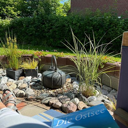Segelund - Zeit Fuer Uns- Ruhige Und Sonnige Ferienwohnung Mit Terrasse Und Garten Nahe Strand Und Ostsee Schönhagen エクステリア 写真